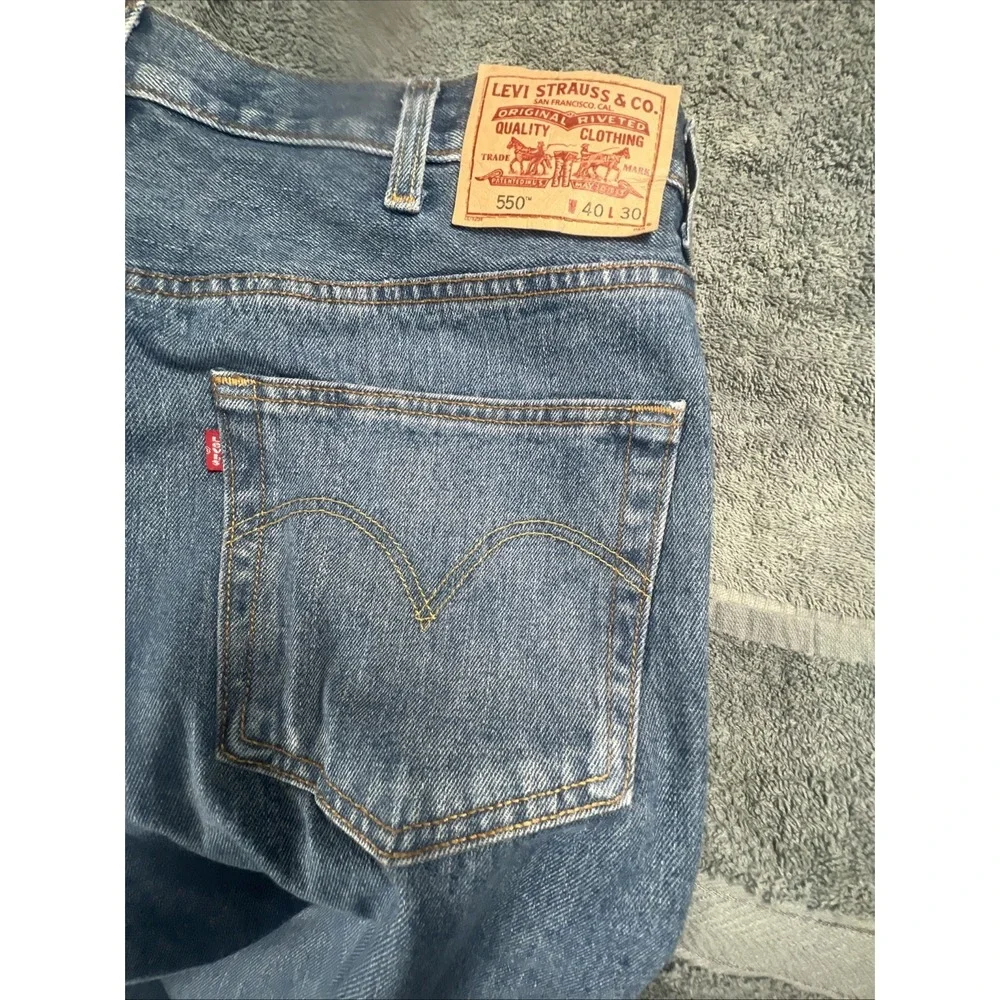 Levis Jeans Mens 40x30 Blue 550‎ Relaxed Straight Fit Denim 100% Cotton